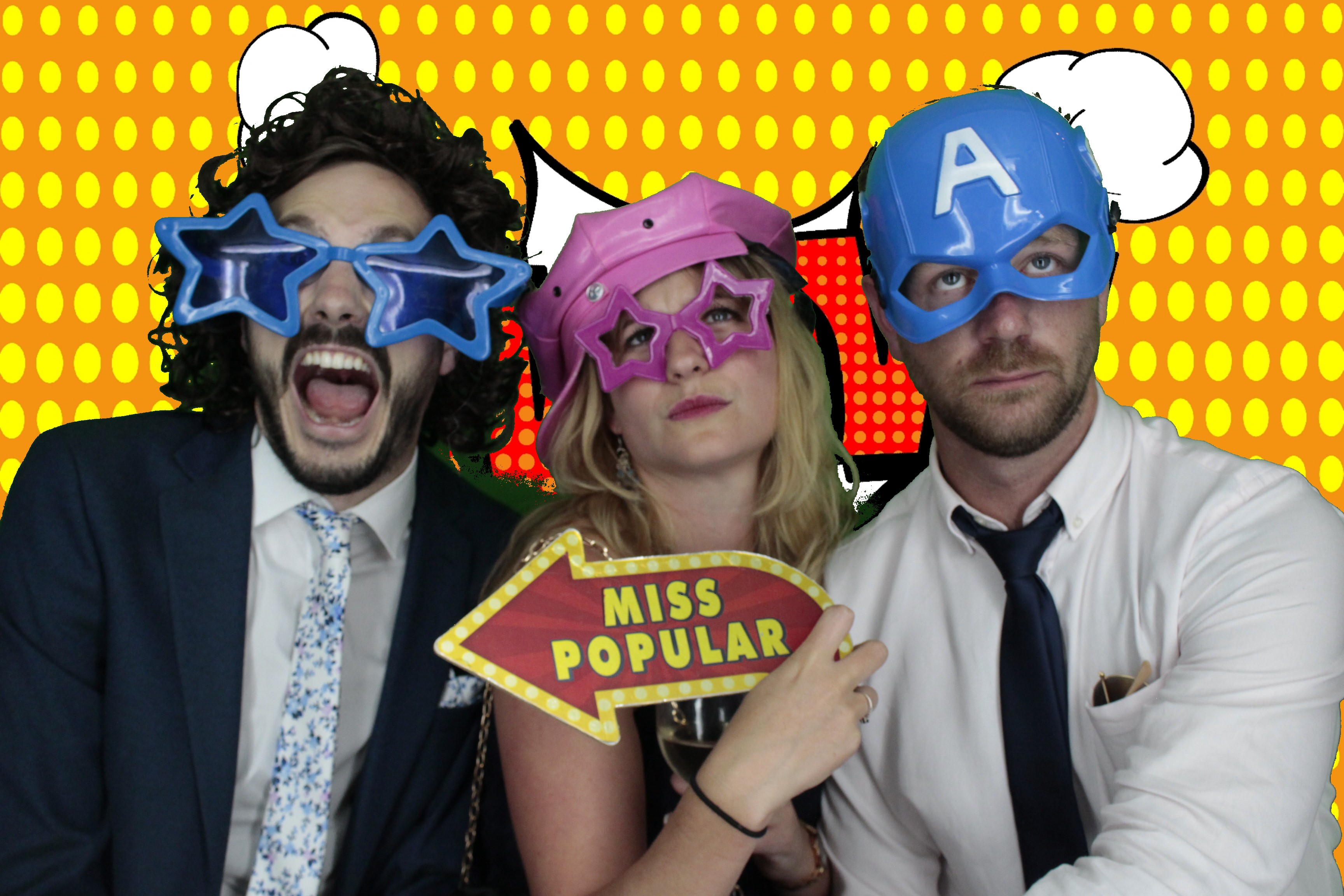 Mr & Mrs Bowles | View more photos from the event at gallery.myphotoboothexperience.co.uk/u/MyPhotoBoothExperienceLtd/Mr-Mrs-Bowles